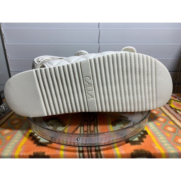 Calia by Carrie Underwood 9 Puffer Quilt Hook & Loop Adjustable Sandals White - Picture 7 of 11